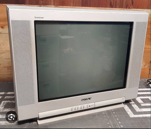 Looking for 20" CRT TV 1