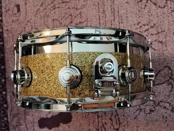 DW Drums Top Edge Snare Drum 6x14 1