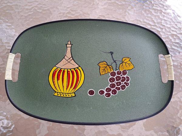 Mid Century wine theme tray 1
