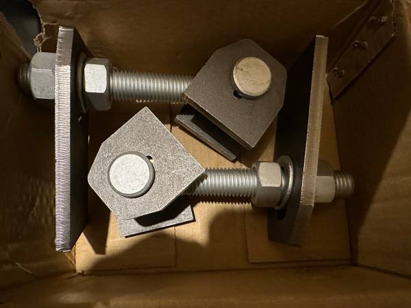 Weld on Adjustable Gate Hinges 1