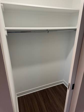 $2,150 / 1br - Beautiful 1 bed with washer/dryer, hw floors, and stainless (South Loop)63781279597827124