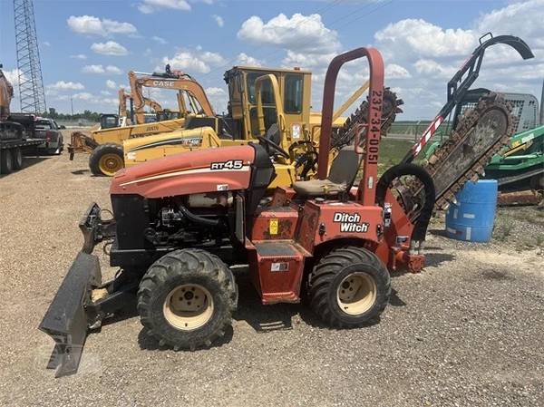 DITCH WITCH RT45 1