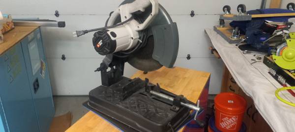 Porter Cable Metal Cut-off Saw - PCE 700 1