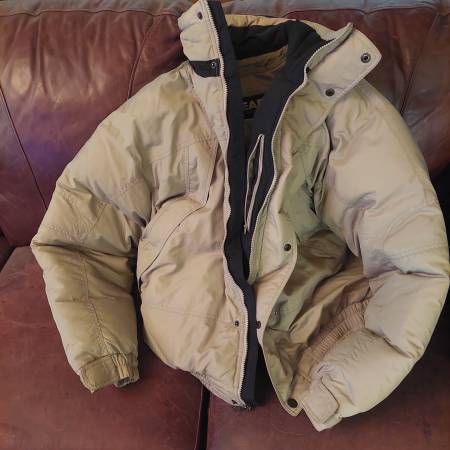 SKI or Winter Down Jacket. XL 1