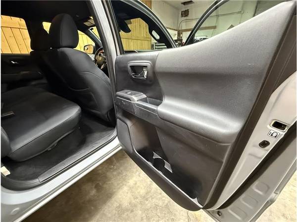 2020 Toyota Tacoma Double Cab - Photo 12