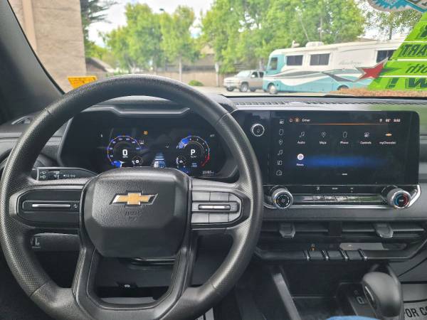 2024 Chevrolet Colorado 2WD WT - Photo 10