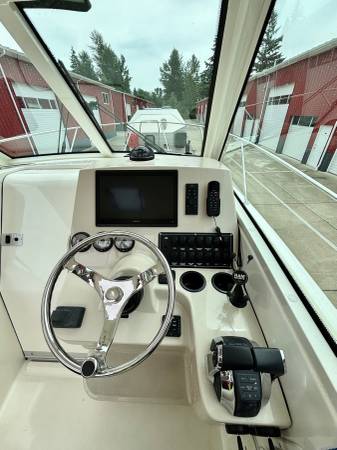 2020 Boston Whaler 285 Conquest - $278,500 (Bellingham)63435781312385123