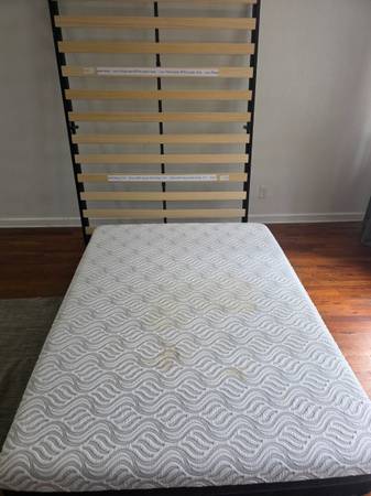 Sealy Queen Mattress & Bed Frame