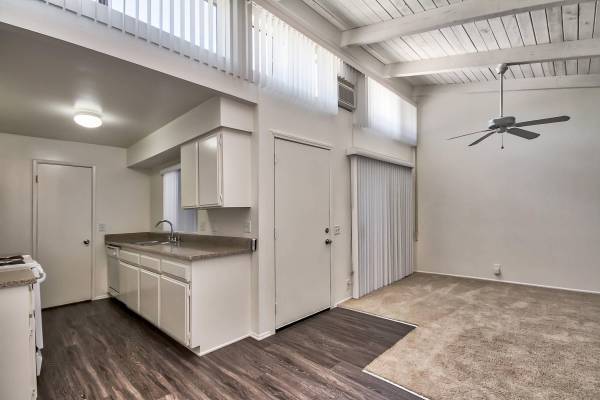 Unique 1 bedroom Upstairs! Pantry! Assigned parking spot! 1