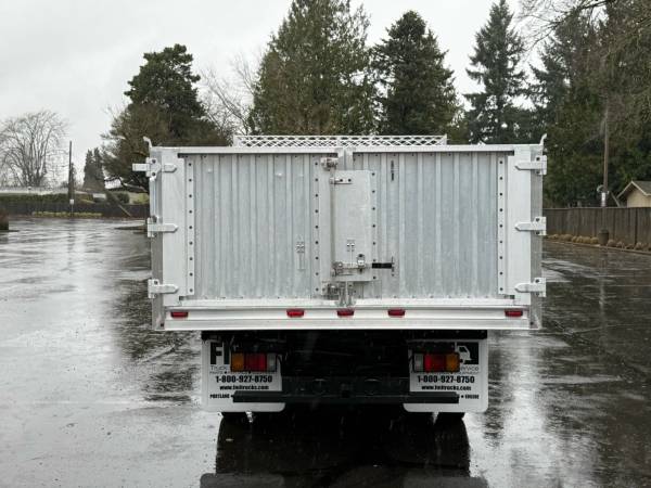 2013 Isuzu Med Duty NPR - Photo 5