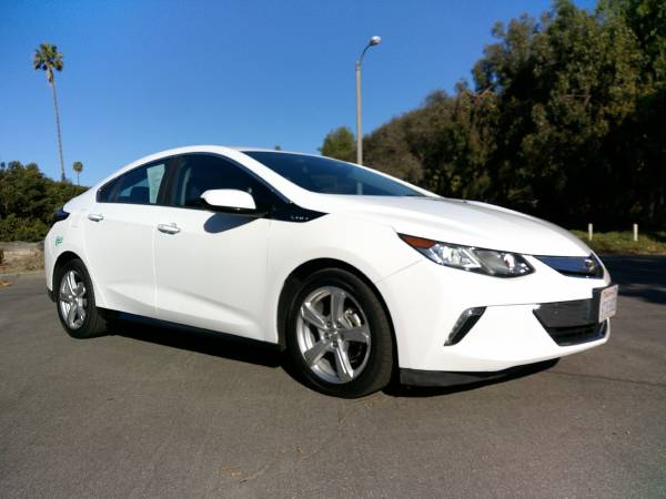 2017 CHEVY VOLT LT 1