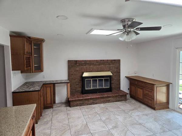 $1,300 / 2br - 1914ft2 - Beavtifvl Home In Spring Valley (Spring Valley)63841346185089124