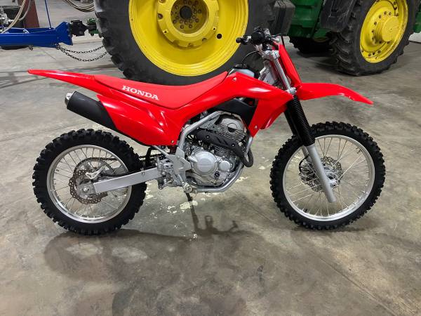 Honda CRF250F 1