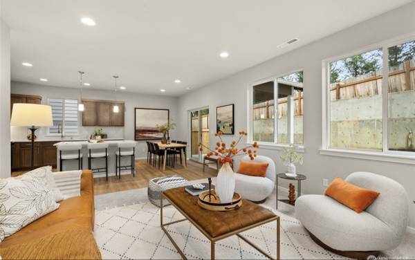 $3500.00 / 5br - 2319ft2 - Brand New 5 Bed/3 Bath Home, with a spacious lawn, Prime Location, Bla63935190599042123