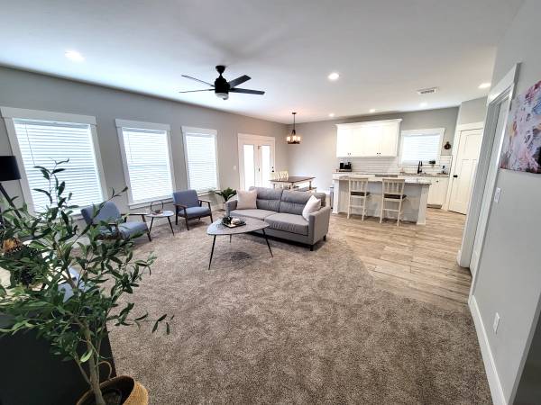 $650 / 1br - Queen Suite renting at $650.00 On a month to month basis (Idaho Falls, Idaho)63952518464771121