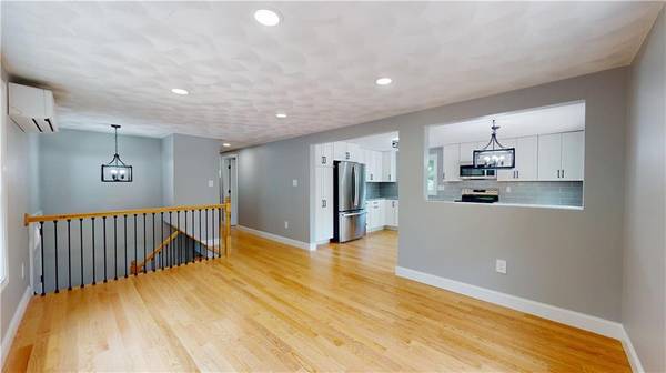 $829,900 / 3br - 1974ft2 - Home in Glocester for Sale! (112 Cranberry Ridge Road)64002830019457123