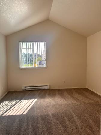 $1,425 / 1br - 600ft2 - ¡$99 más depósito te mudan aquí! (1x1) Oak Glen Apartments (Hillsboro)63831327722753122