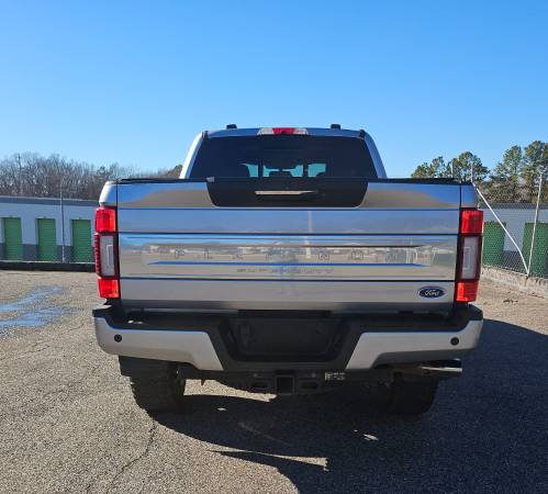 2022 Ford F250 SD Platinum - Photo 4