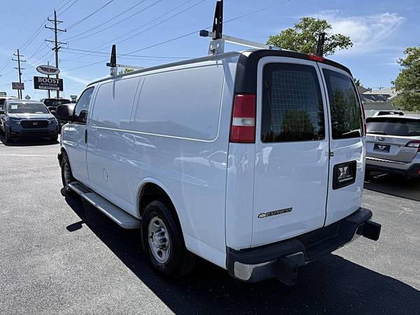 2018 Chevrolet Express 2500 3dr - Photo 5