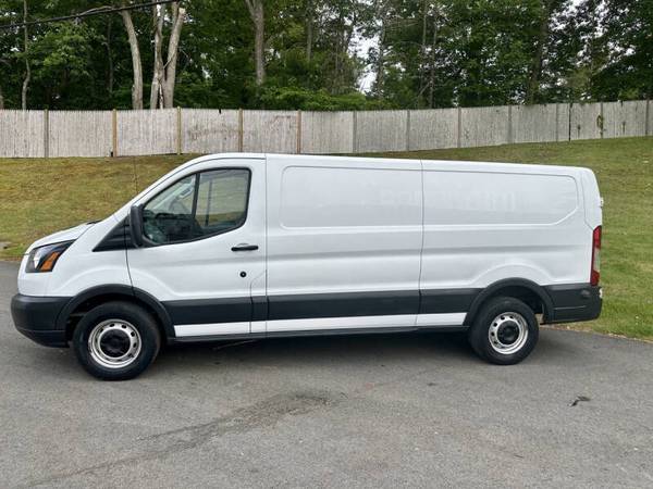 2017 Ford Transit 250 extendido 148 entre ejes Un solo dueño - $17,90063623667139713124