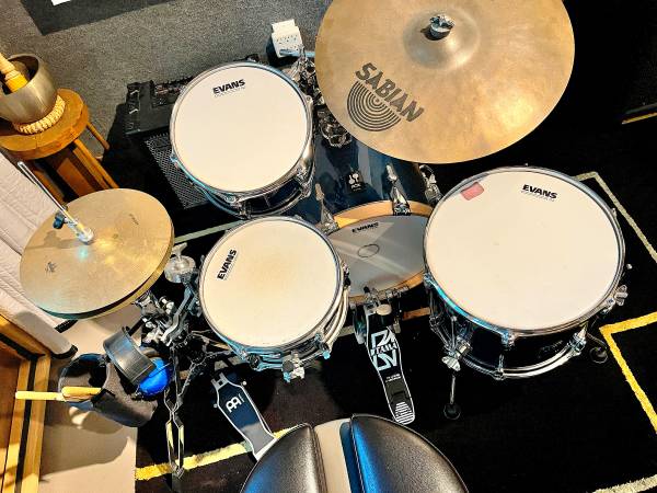 Complete Sonor AQX Jungle Kit w/HH Cymbals & Hardware 1