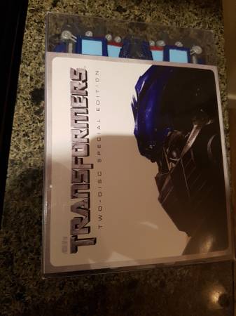 Transformers Special Edition with Optimus Prime figure 1