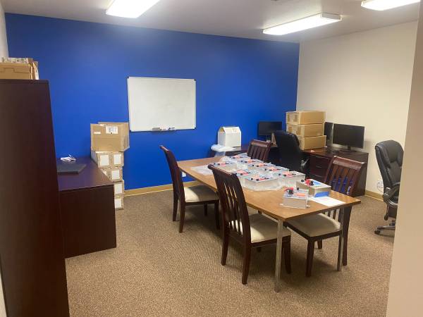 $5,290 / 4600ft2 - En alquiler – Almacén + Oficina de 4,600 pies² – Corvallis, OR Disponible enero (Corvallis)63624727127169123
