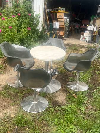 Acrylic 60-70s dining set 1