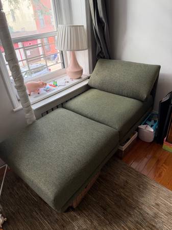 Nice Green Burrow Range 2-Piece Lounger Chair/Chaise 1