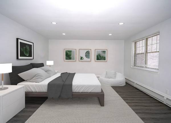 Pet-Friendly, Efficient Appliances, Laundry Facilities 1