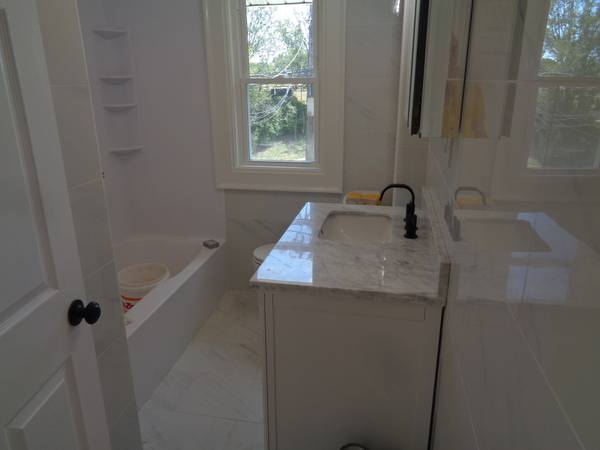 $4,450 / 3br - All renovated 3 1/2 beds in Cushing Sq area, Central Air (Belmont)63614178898435124
