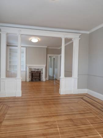 4 Bed/ 1 Bath $2900 with off street parking 1