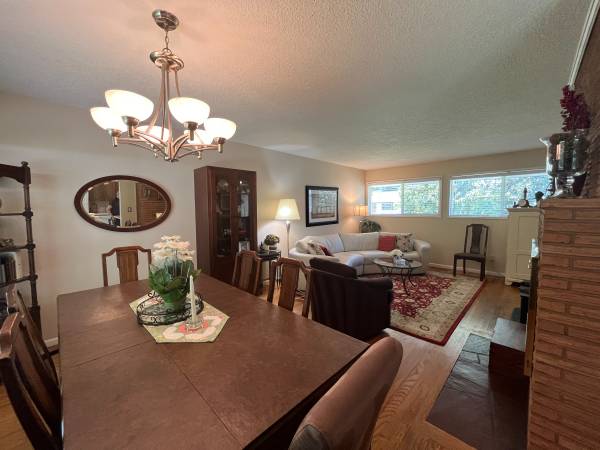 $2,895 / 4br - 1728ft2 - Casa de 4 habitaciones/2 baños en el barrio Denny Whitford, Beaverton (Beaverton)63672564426625123