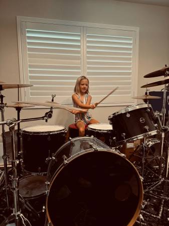 Risen Custom drum set Black sparkle 1