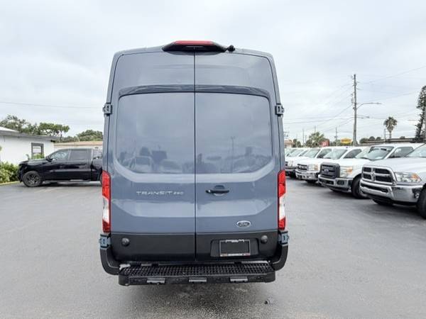2020 Ford TRANSIT T250 - Photo 6
