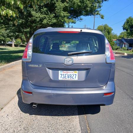 Mazda 5 manual - $2,500 (East Sacramento)63613722546691123