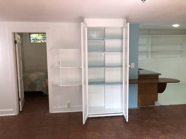 $1,900 / 1br - 600ft2 - 5 MINUTES DRIVE FROM U.H. (HONOLULU)63939395105923122