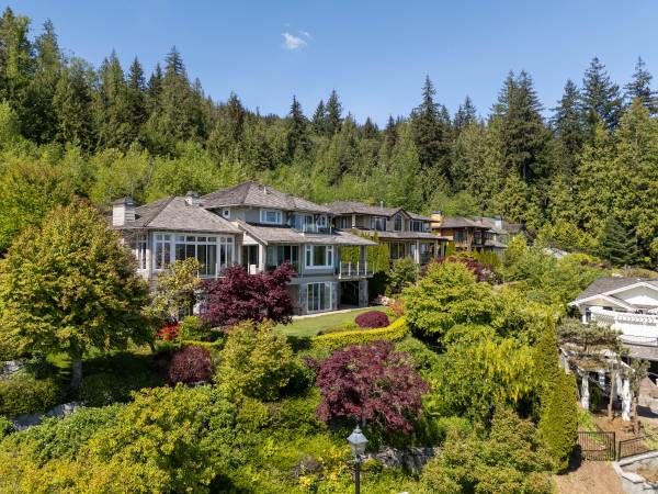 Breathtaking panoramic ocean view house 1