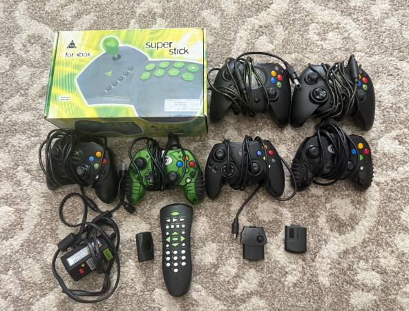 Original xbox accessories 1