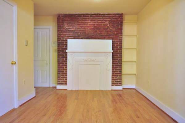 $1,450 / 1 habitación - 800 pies² - Amplio departamento de una habitación en el corazón de Mt Vernon (719 Park Avenue, Baltimore, MD 21201)63694590944771124