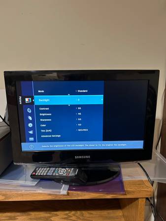 18" Samsung TV---REDUCED....Need it Gone 1