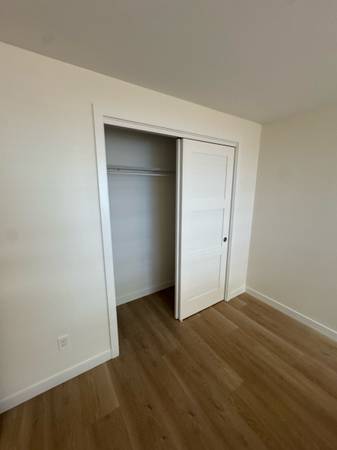 $2,300 / 2br - 1100ft2 - 2bed 1bath Shoreline House (Shoreline)63884888725633123