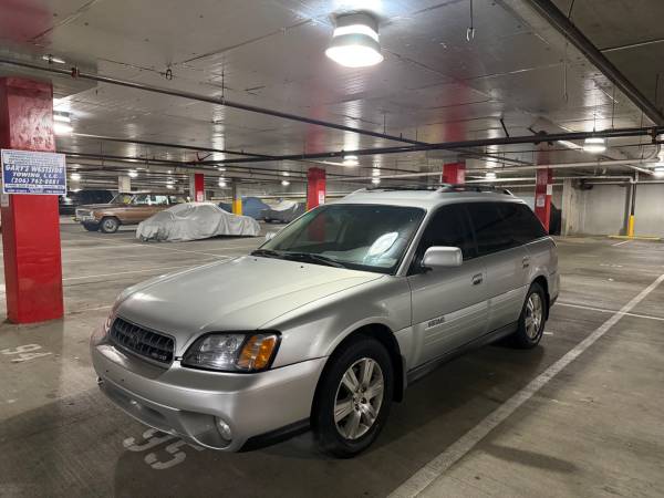 2004 Subaru outback 35th anniversary edition adventure wagon AWD 1