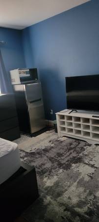 $850 / 4br - Room for Rent $850 deposit 350 (Salinas)64054765401473122
