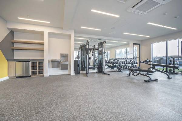 $2,900 / 2br - 1278ft2 - Quartz countertops, Yoga studio with Echelon smart mirror (University Place)63688549173763123