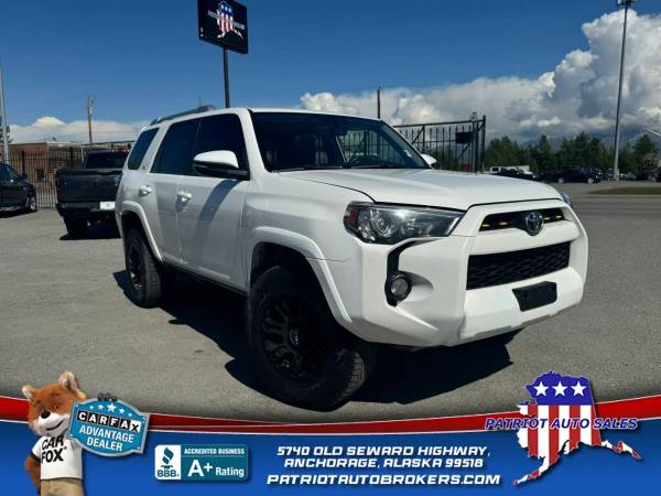2017 Toyota 4Runner - Financing Available! 1