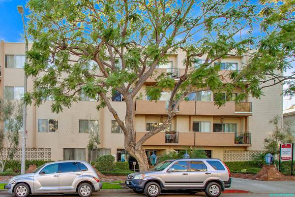 $2,295 / 1br - 700ft2 - 1+1 in Beverly Hills Adjacent with Stainless Steel Appliances + A/C (Beverly Hills Adjacent)63863784660097122