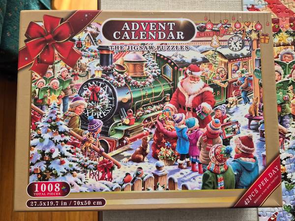 1008 pc. Advent Calendar Jigsaw Puzzle 1