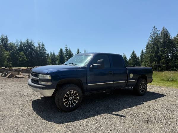 2000 Chevy Silverado 4X4 - $4,000 (Brush Prairie)63618518871297121