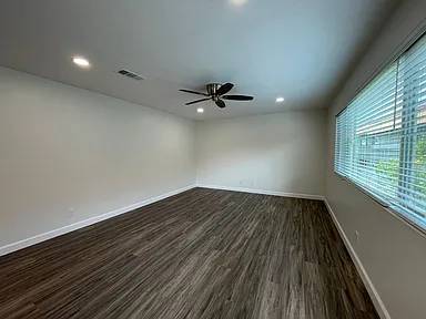 $1,250 / 2hab - 995ft2 - “Unidad reformada de estilo en una comunidad tranquila junto a la playa”64037218227203120
